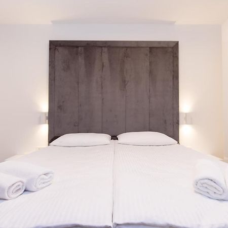 Apartmani I Sobe Pejacevic Osijek Exteriér fotografie