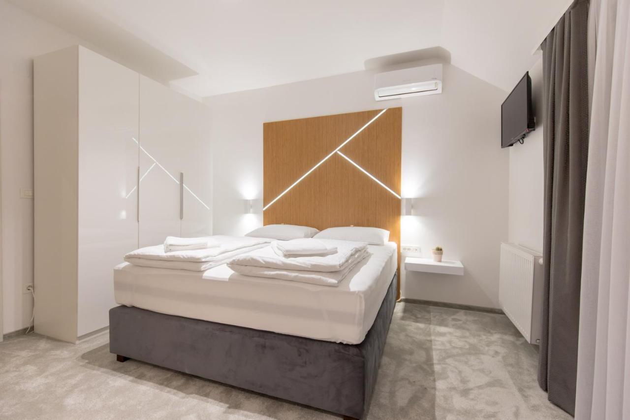 Apartmani I Sobe Pejacevic Osijek Exteriér fotografie