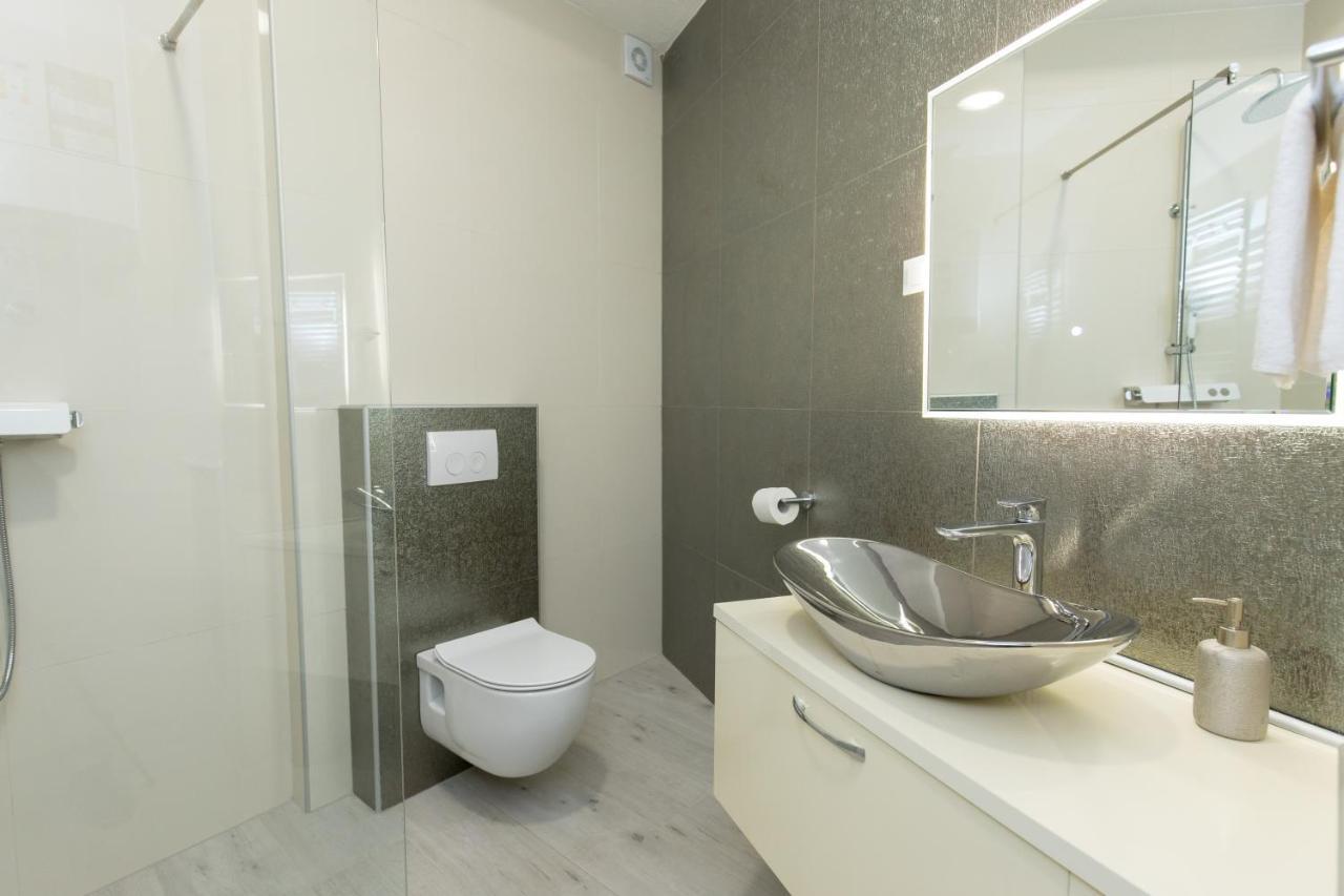 Apartmani I Sobe Pejacevic Osijek Exteriér fotografie