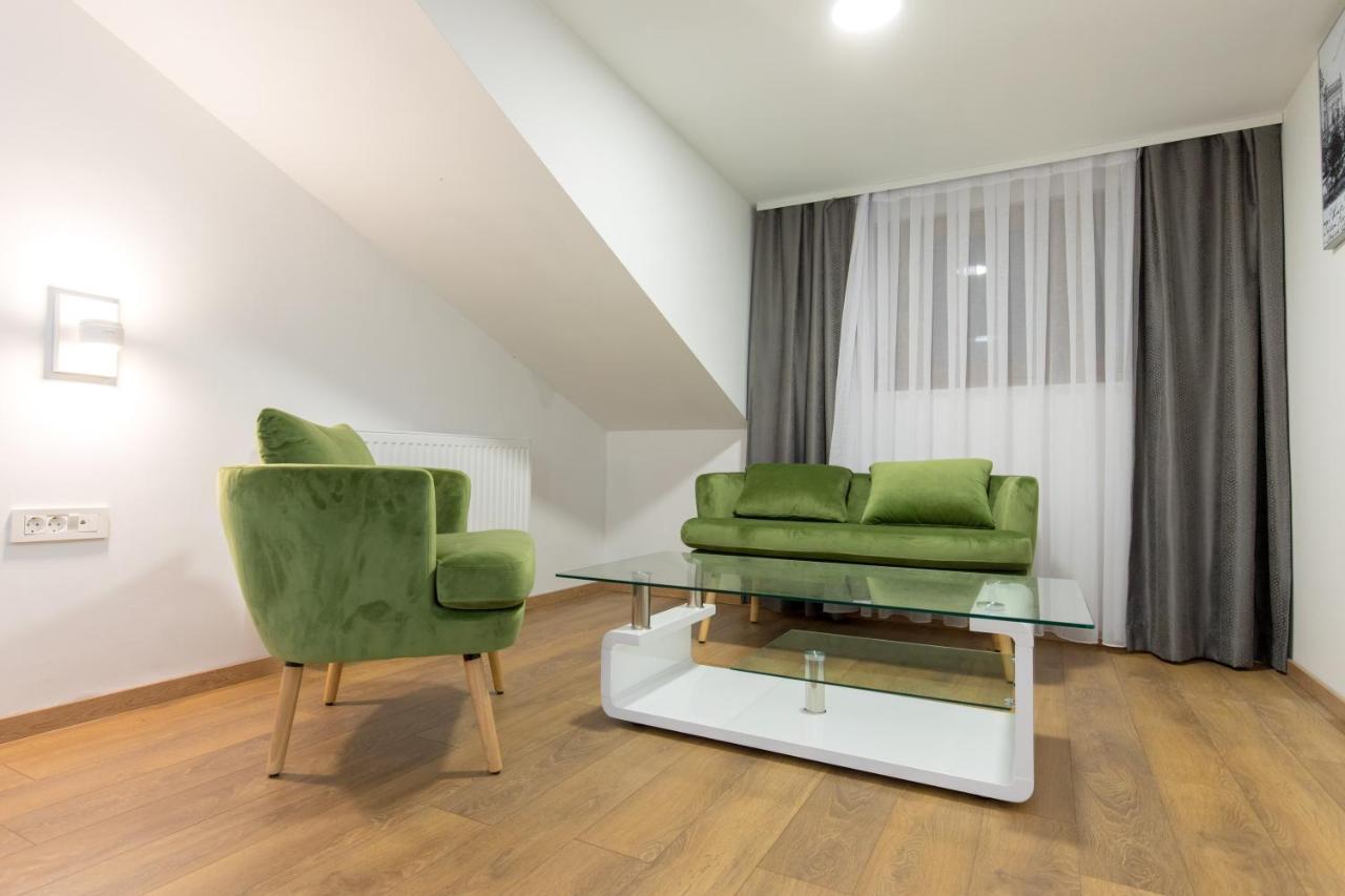 Apartmani I Sobe Pejacevic Osijek Exteriér fotografie